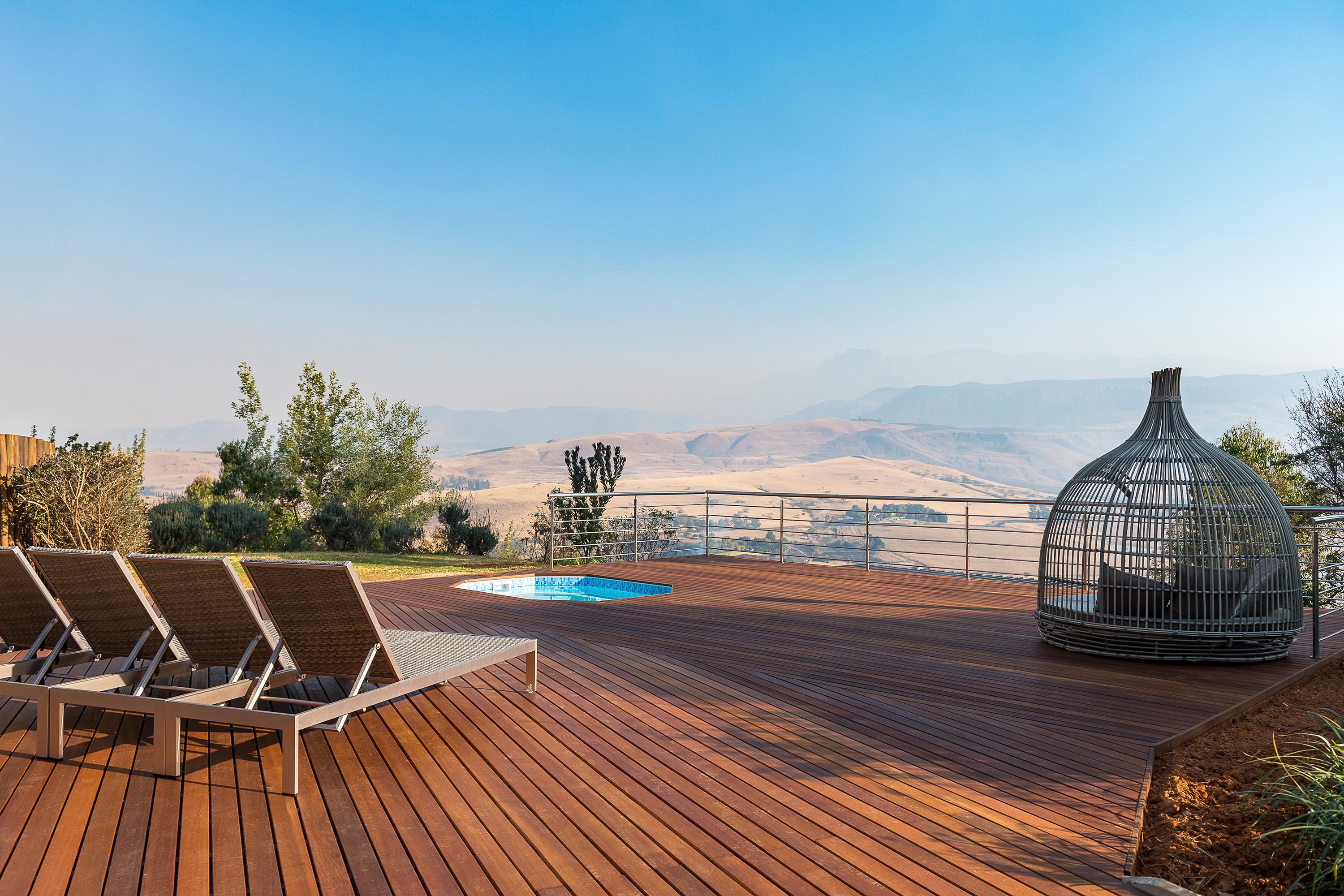 Cayley Mountain Resort Champagne Valley Экстерьер фото