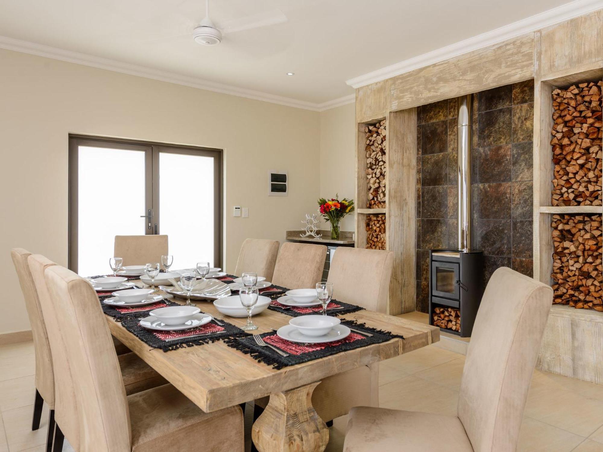 Cayley Mountain Resort Champagne Valley Номер фото