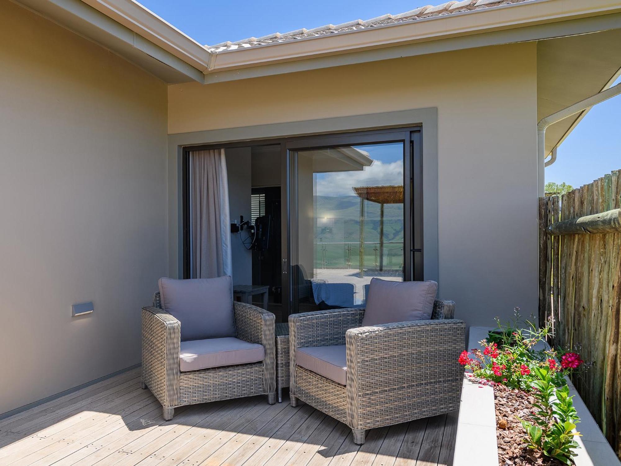 Cayley Mountain Resort Champagne Valley Номер фото