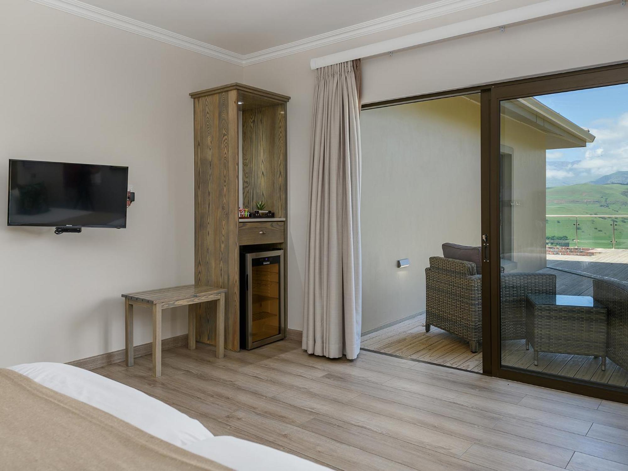 Cayley Mountain Resort Champagne Valley Номер фото